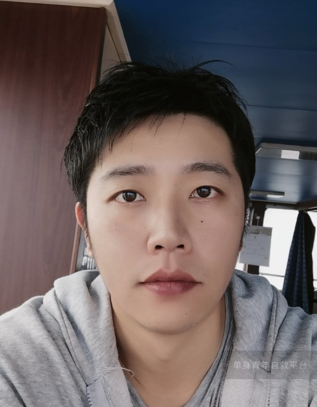 不太帅的男人的第一张照片--岳阳相亲服务中心