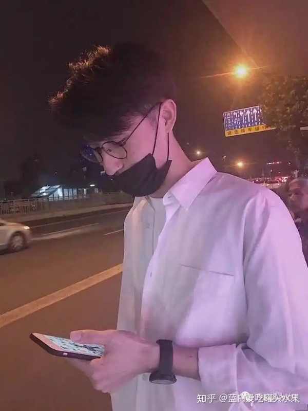 情圣的第二张照片--岳阳相亲服务中心