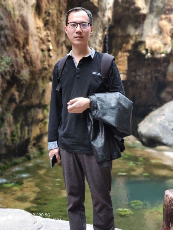 追日的第一张照片--岳阳相亲服务中心