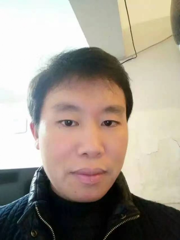 擎天柱的第三张照片--岳阳相亲服务中心