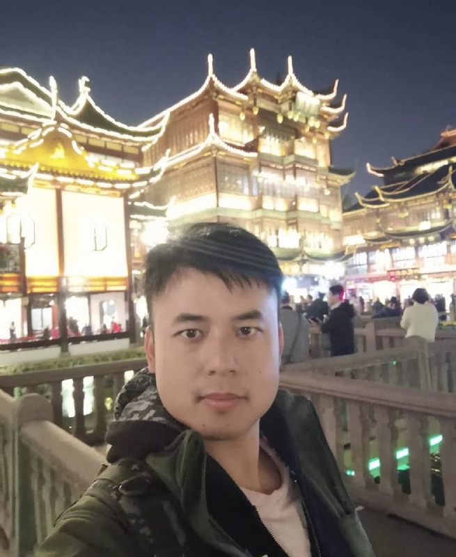 何先生he的第一张照片--岳阳相亲服务中心