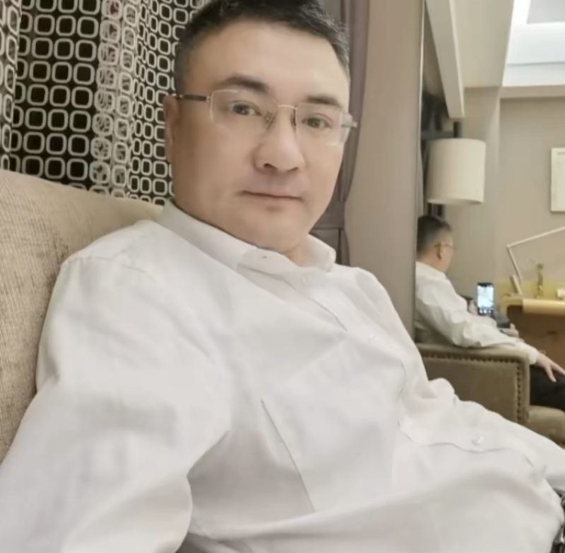 追逐的第二张照片--岳阳相亲服务中心