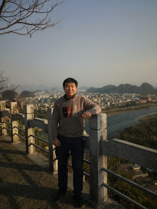 漓江之上的第三张照片--岳阳相亲服务中心