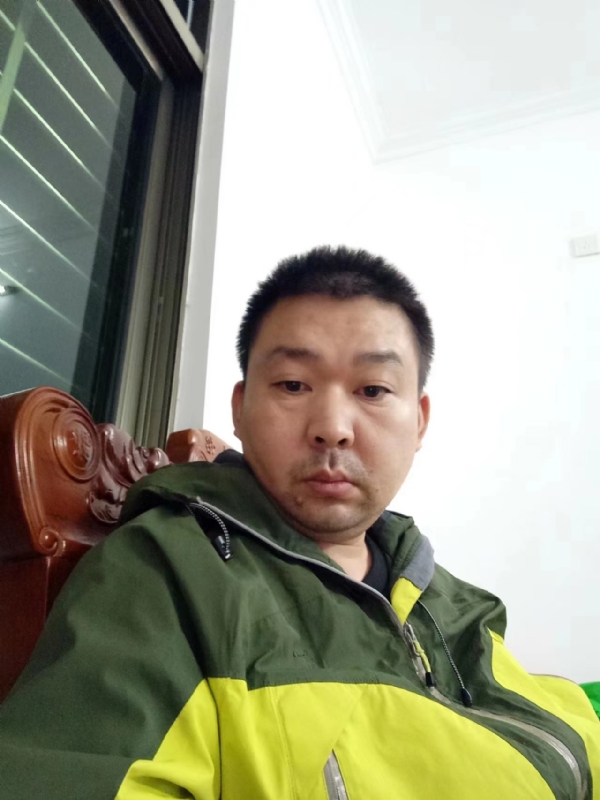 阿汤的第一张照片--岳阳相亲服务中心