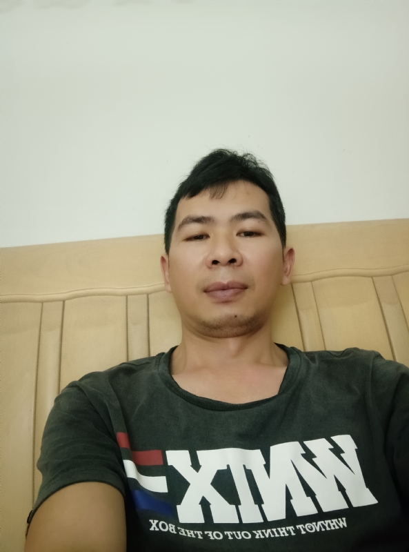 小伙子的第四张照片--岳阳相亲服务中心