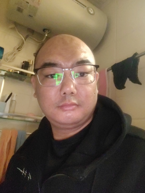 小胖子的第一张照片--岳阳相亲服务中心