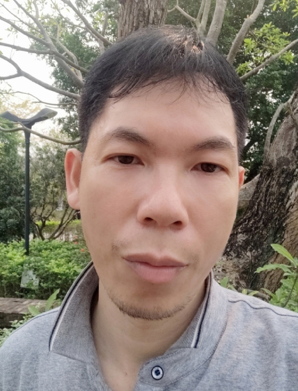 漂浮的云的第一张照片--岳阳相亲服务中心