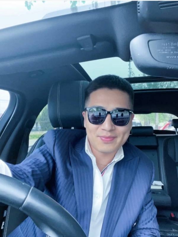 Andy的第一张照片--岳阳相亲服务中心