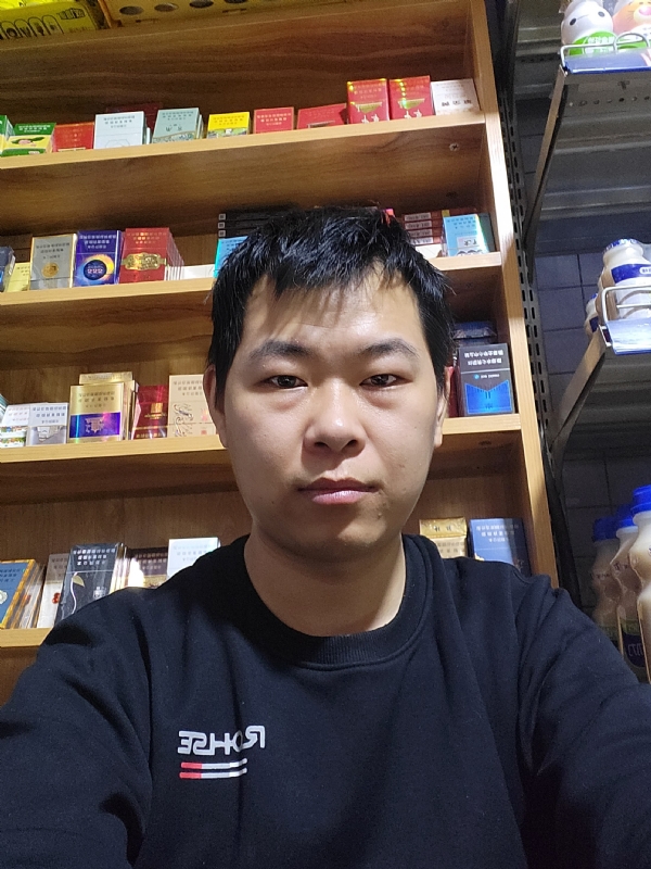 路途中的暖风的第一张照片--岳阳相亲服务中心