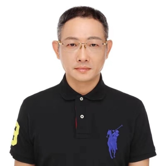 邱先森的第一张照片--岳阳相亲服务中心