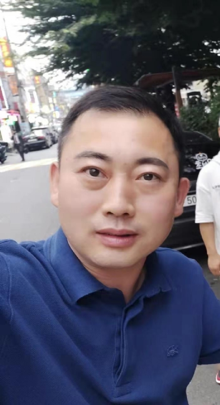 李龙的第二张照片--岳阳相亲服务中心