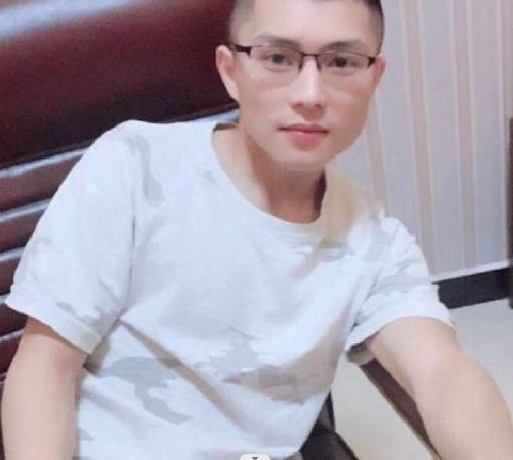 辉辉辉的第一张照片--岳阳相亲服务中心
