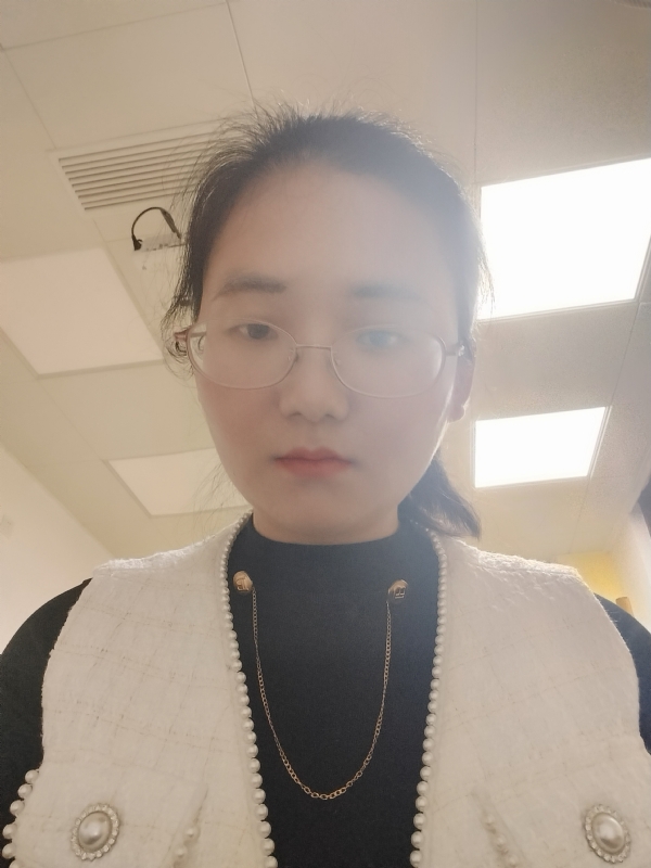闲敲棋子的第一张照片--岳阳相亲服务中心
