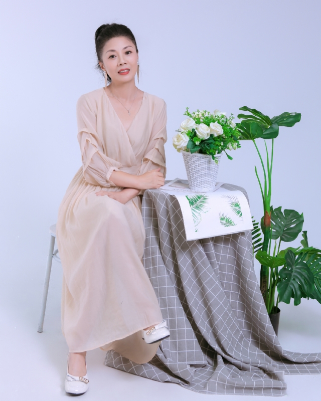 Anna的第一张照片--岳阳相亲服务中心