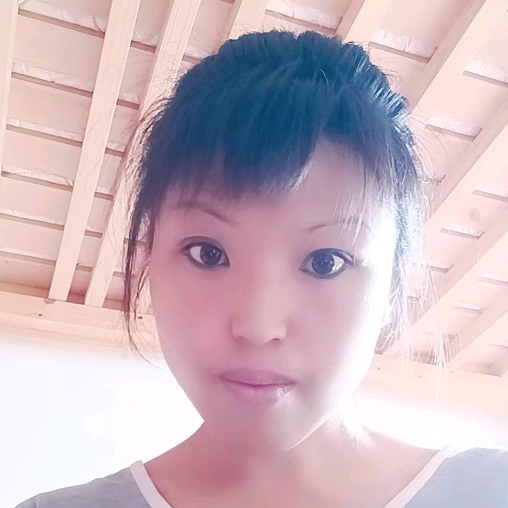 Lily的第一张照片--岳阳相亲服务中心