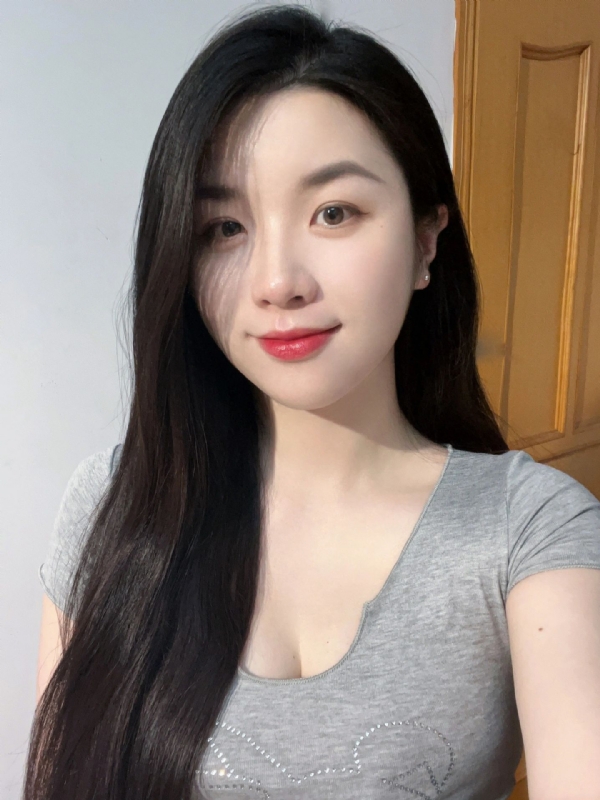 乔乔在寻爱的第二张照片--岳阳相亲服务中心