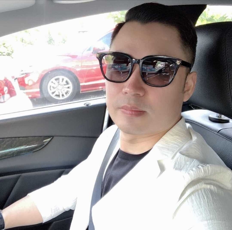 佳缘的第一张照片--岳阳相亲服务中心