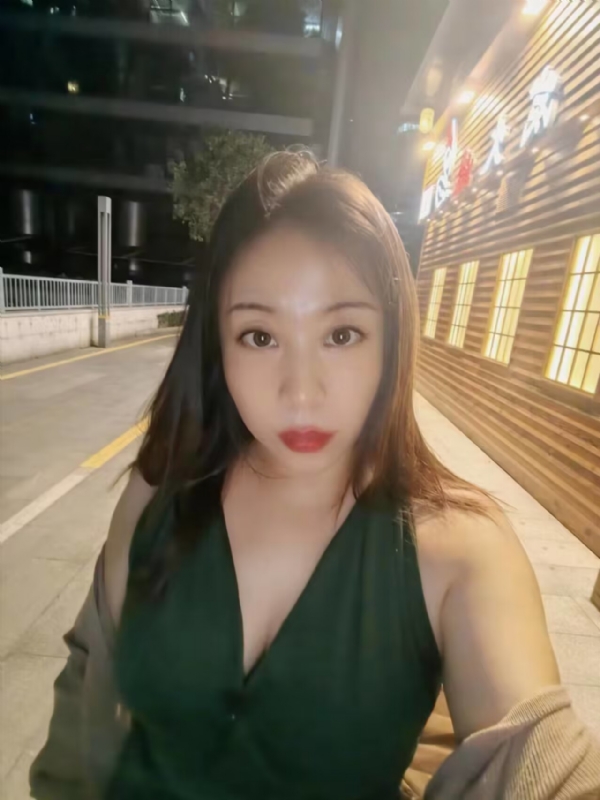 叶子青青的第三张照片--岳阳相亲服务中心