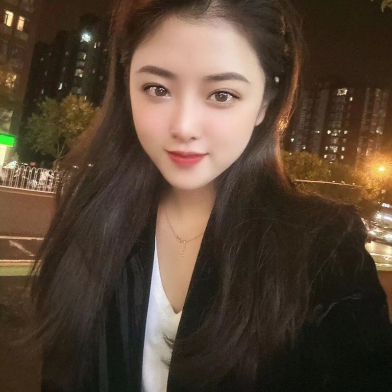 爱笑的女孩的第三张照片--岳阳相亲服务中心