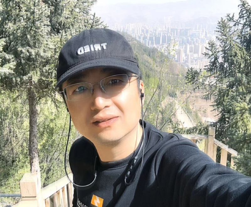 磐石的第一张照片--岳阳相亲服务中心