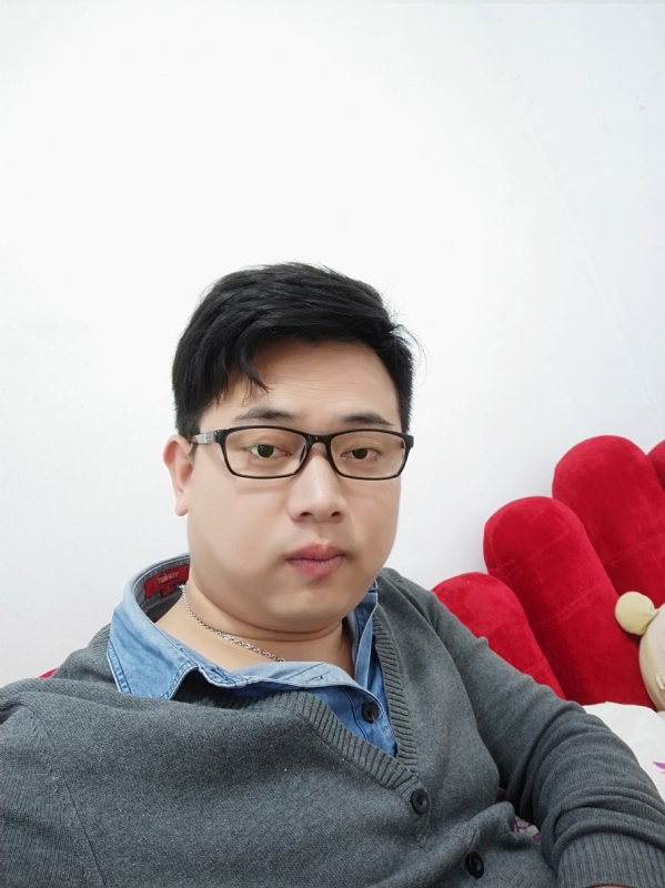 何必在亿的第一张照片--岳阳相亲服务中心