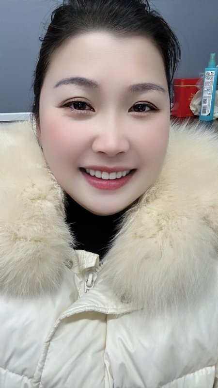 朝霞暮歌的第一张照片--岳阳相亲服务中心