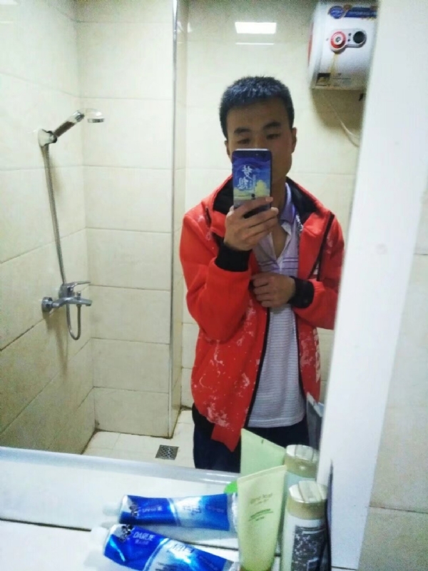 海之子的第一张照片--岳阳相亲服务中心