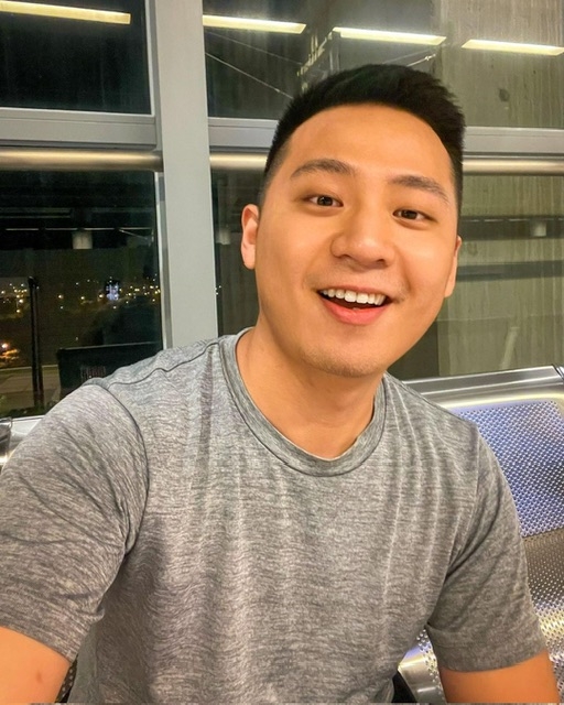 孤獨的男人的第三张照片--岳阳相亲服务中心
