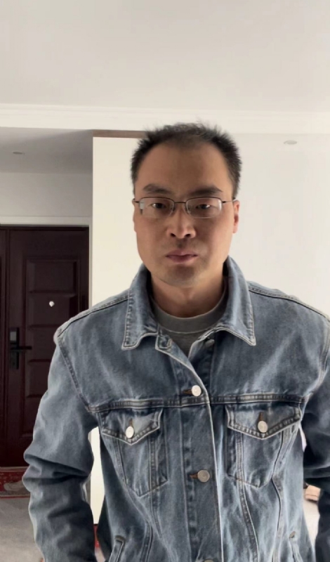 墨灬白的第二张照片--岳阳相亲服务中心