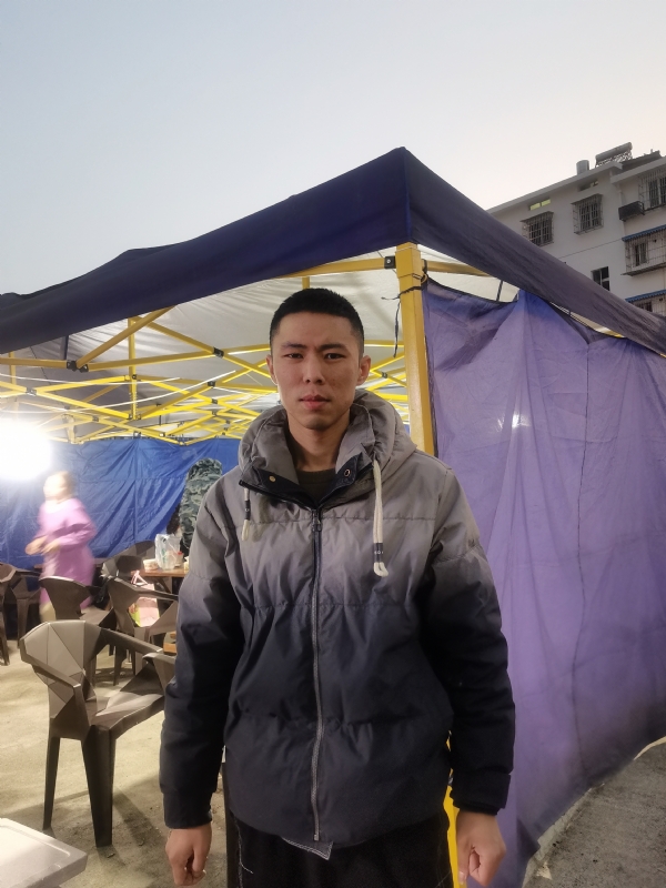 谁谁谁的第一张照片--岳阳相亲服务中心