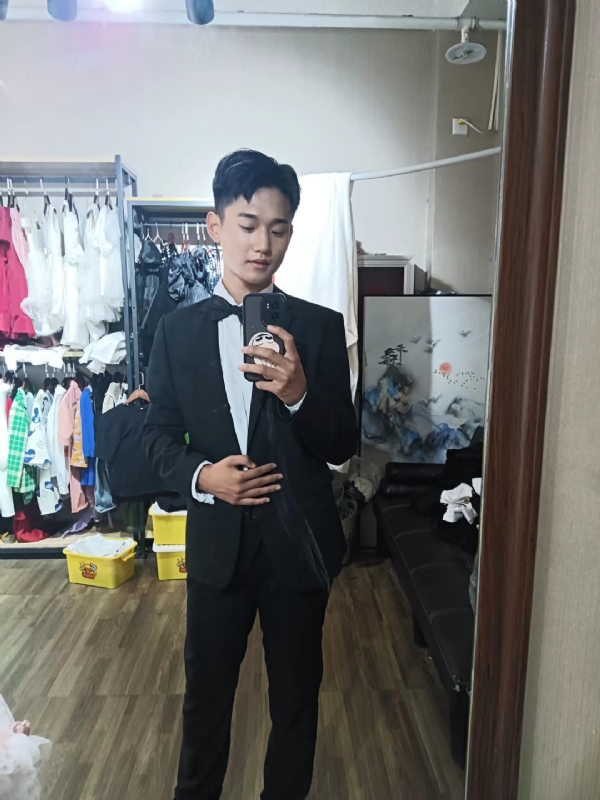 李梓宇的第一张照片--岳阳相亲服务中心