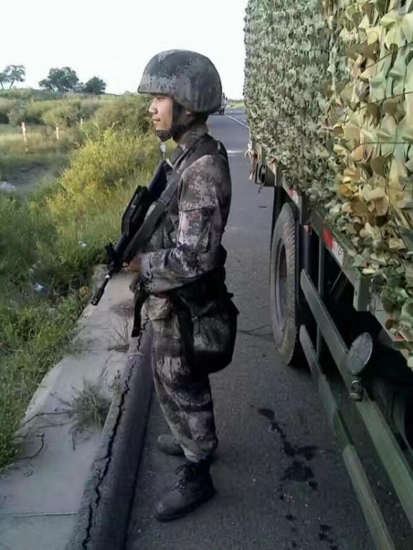 搬砖中的第一张照片--岳阳相亲服务中心