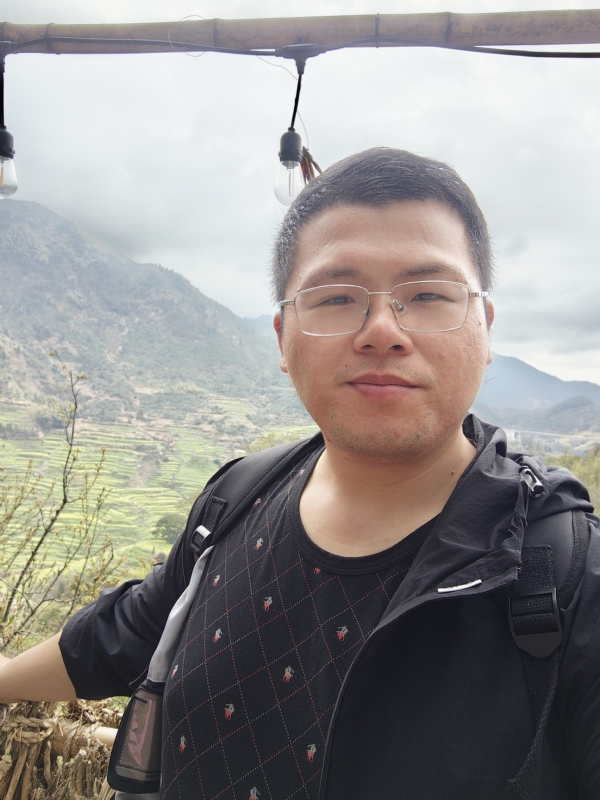 青山的第三张照片--岳阳相亲服务中心