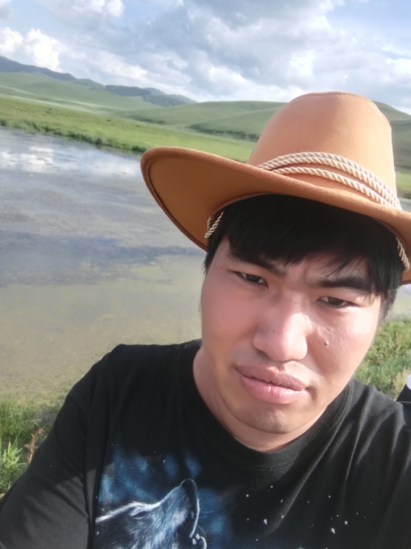 LOVE的誓言的第二张照片--岳阳相亲服务中心