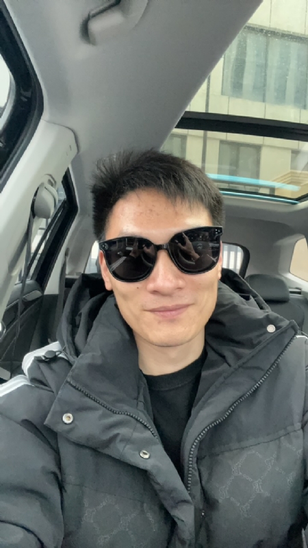 男孩的第一张照片--岳阳相亲服务中心