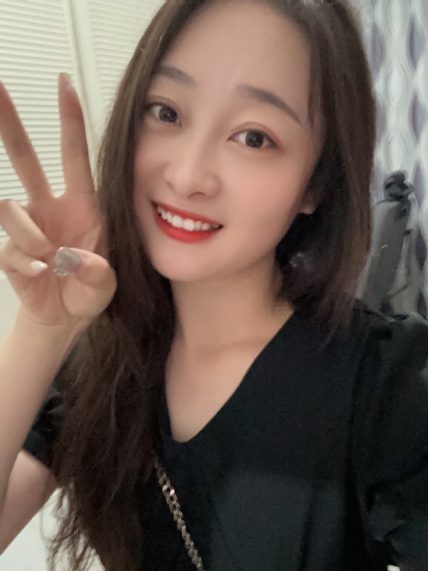草莓的第一张照片--岳阳相亲服务中心
