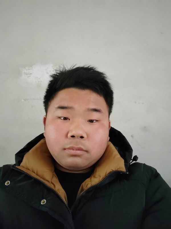 精神饱满的第四张照片--岳阳相亲服务中心