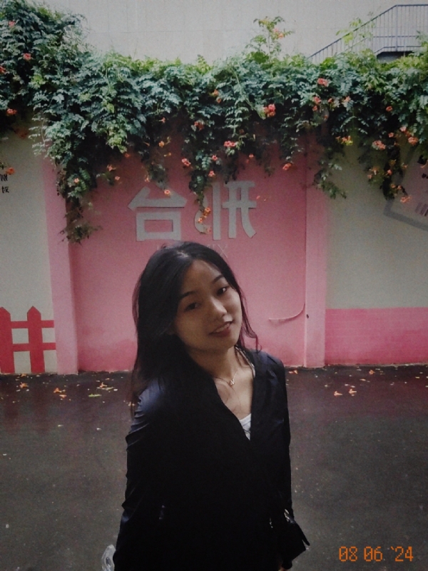 范范的丸子头的第一张照片--岳阳相亲服务中心