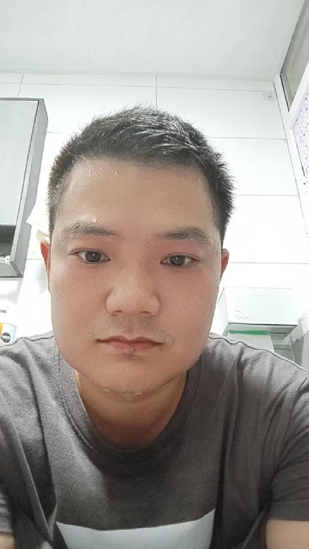 皓月当空的第一张照片--岳阳相亲服务中心