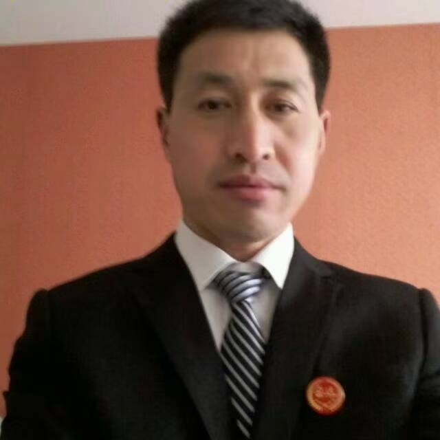 寻觅对象的第一张照片--岳阳相亲服务中心