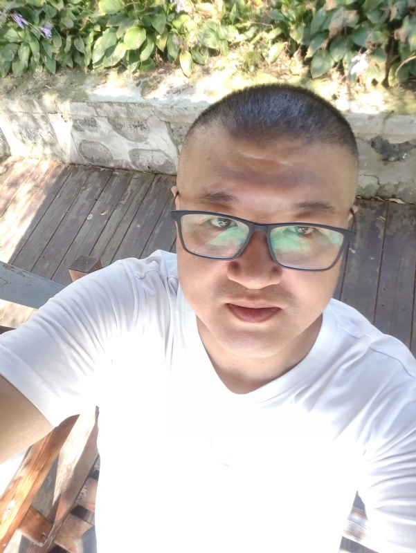 羊十八的第一张照片--岳阳相亲服务中心