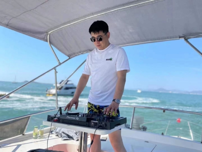 魔盒的第一张照片--岳阳相亲服务中心