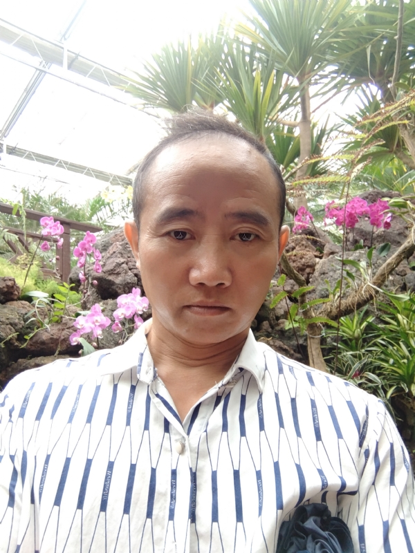 闲云盘鹤的第一张照片--岳阳相亲服务中心