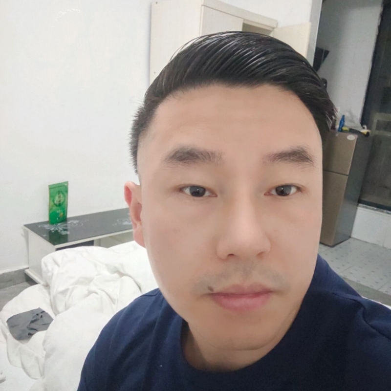 Poluk秦的第一张照片--岳阳相亲服务中心