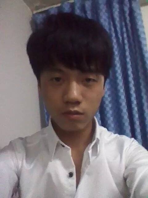 凌轩的第一张照片--岳阳相亲服务中心