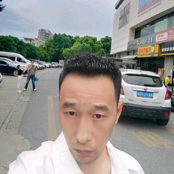 小林的第一张照片--岳阳相亲服务中心