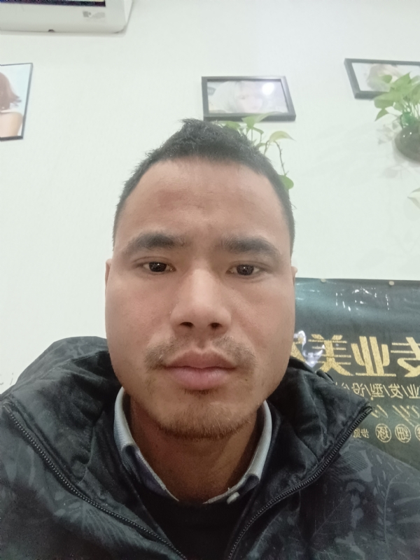 liuliyong的第一张照片--岳阳相亲服务中心