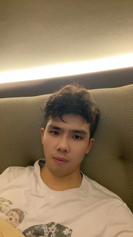 阿龙设计师的第一张照片--岳阳相亲服务中心