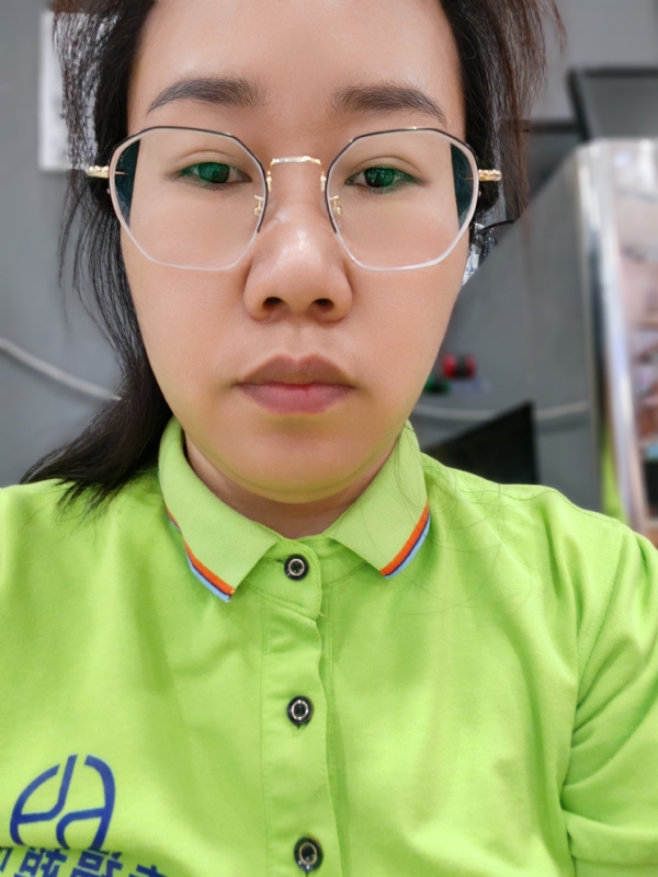 麻花小辫的第一张照片--岳阳相亲服务中心