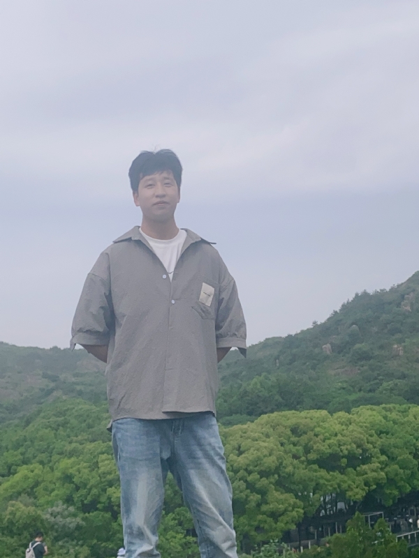 渐行渐远的第二张照片--岳阳相亲服务中心
